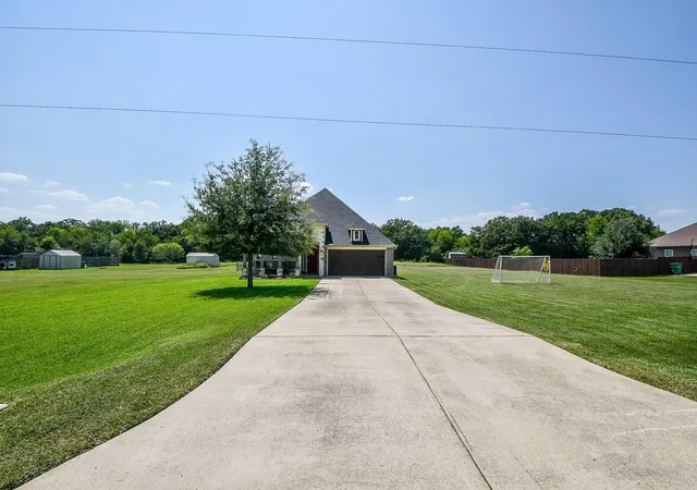 Photo 3 of Single family home for sale at 4064 Green Pastures, North Zulch, TX 77872 | MLS# 51688804 | Listing updated on 2026-08-27