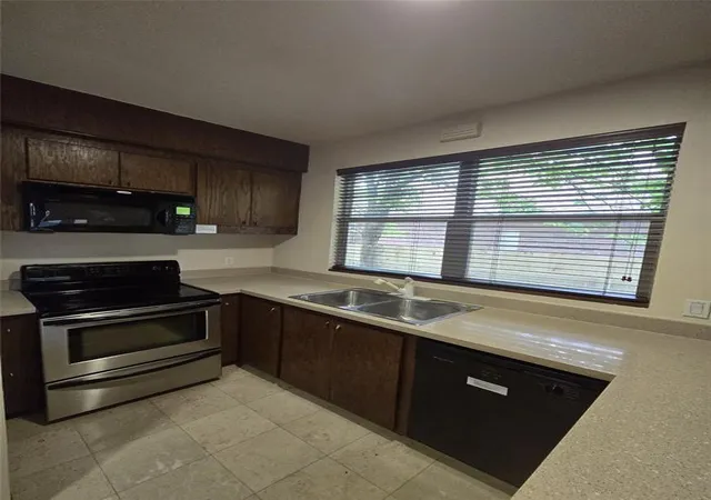 Photo 4 of Single family home for sale at 3231 Hemingway Dr, Montgomery, TX 77356 | MLS# 91249469 | Listing updated on 2026-05-05