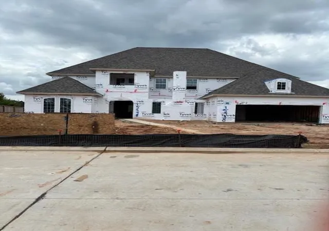 Photo 2 of Single family home for sale at 15948 Iris Meadow Dr, Conroe, TX 77302 | MLS# 23489511 | Listing updated on 2026-08-12