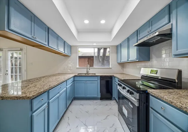 5th image of 10278 Hammerly Blvd, Houston, TX 77043 | MLS# 87457412