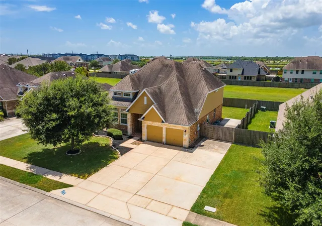 1st image of 9611 Indian Trl, Baytown, TX 77523 | MLS# 76319762