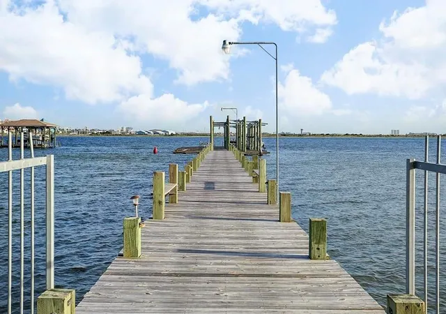 Photo 4 of Land for sale at 1010 Lillian Ln, Galveston, TX 77554 | MLS# 62582607 | Listing updated on 2026-08-24