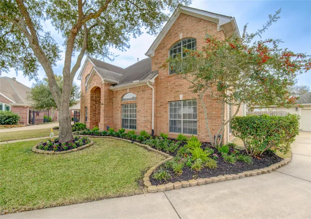 Photo 3 of Single family home for sale at 1730 Monvale Ln, Sugar Land, TX 77479 | MLS# 10370876 | Listing updated on 2026-09-20