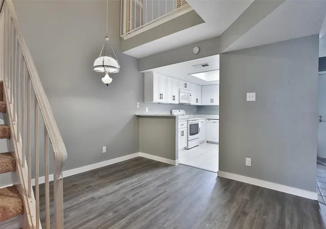 5th image of 5005 Georgi Ln #161, Houston, TX 77092 | MLS# 79991171