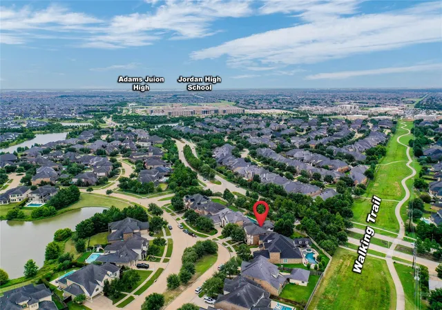1st image of 27715 Burnett Hills Ln, Fulshear, TX 77441 | MLS# 76633145
