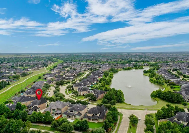 4th image of 27715 Burnett Hills Ln, Fulshear, TX 77441 | MLS# 76633145