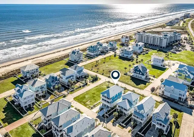 Photo 1 of Single family home for sale at 3814 Abalone Rd, Galveston, TX 77554 | MLS# 16560724 | Listing updated on 2026-09-07