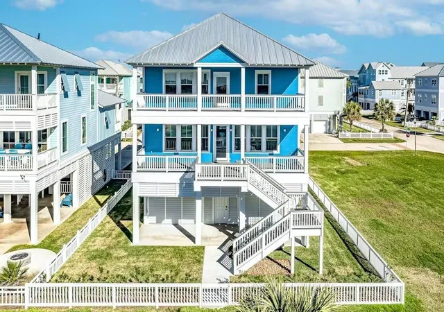 Photo 2 of Single family home for sale at 3814 Abalone Rd, Galveston, TX 77554 | MLS# 16560724 | Listing updated on 2026-09-07