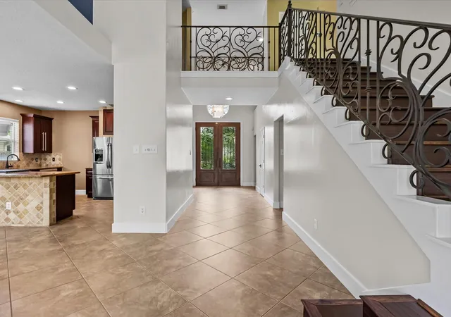 Homes for sale in Kemah, TX | 201 Lago Vista St, Kemah, TX 77565 | MLS# 17559175