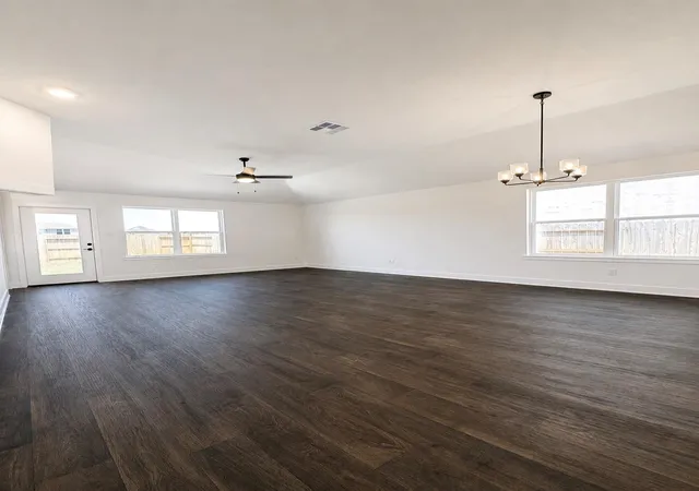Photo 4 of Single family home for sale at 2039 Emerald Lake Trail, Dayton, TX 77535 | MLS# 22649378 | Listing updated on 2026-09-09