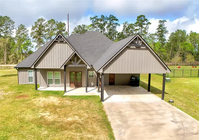 Homes for sale in Buna, TX | 375 County Road 725, Buna, TX 77612 | MLS# 7389710