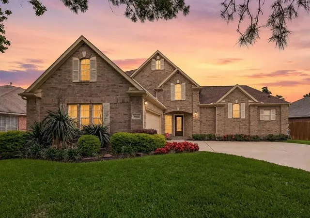 Photo 1 of Single family home for sale at 9802 Willowbridge Park Blvd, Houston, TX 77064 | MLS# 51377754 | Listing updated on 2026-09-22