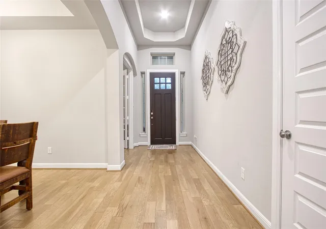 Photo 2 of Single family home for sale at 6919 Red Oak Dr, Katy, TX 77493 | MLS# 58111196 | Listing updated on 2026-08-01