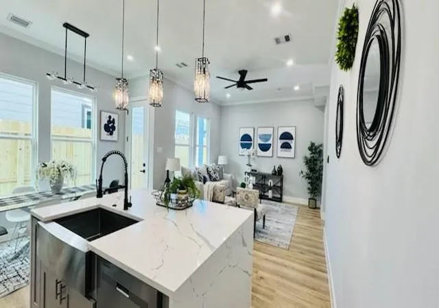 1st image of 6840 Del Rio St, Houston, TX 77021 | MLS# 60268330