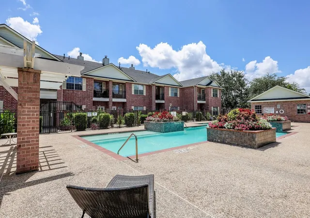 32nd image of 2865 Westhollow Dr #3, Houston, TX 77082 | MLS# 38583055
