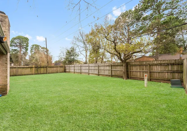 Photo 4 of Single family home for sale at 23135 Birnam Wood Blvd, Spring, TX 77373 | MLS# 16237248 | Listing updated on 2026-09-17