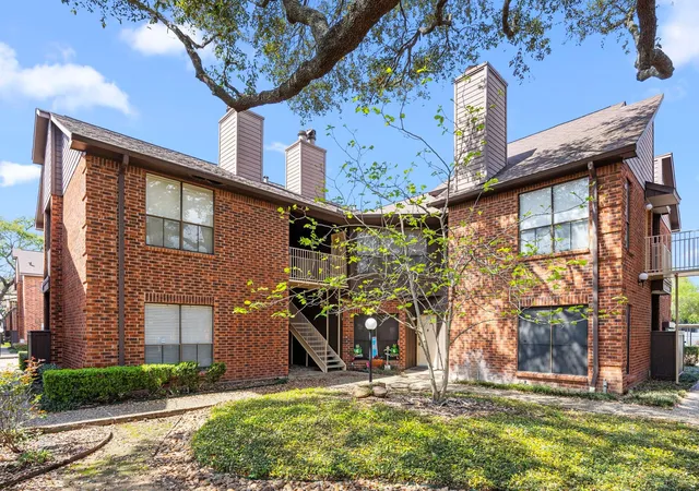 Photo 1 of Condo for sale at 3100 Walnut Bnd Ln #120, Houston, TX 77042 | MLS# 49577196 | Listing updated on 2026-07-02