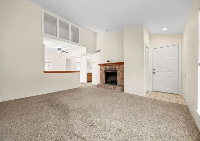 Photo 3 of Condo for sale at 3100 Walnut Bnd Ln #120, Houston, TX 77042 | MLS# 49577196 | Listing updated on 2026-07-02