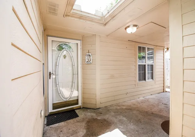 Photo 3 of Sale Pending at 20307 Linden Tree Dr, Katy, TX 77449 | MLS# 31737441 | Listing updated on 2026-09-16