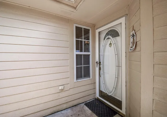 Photo 3 of Sale Pending at 20307 Linden Tree Dr, Katy, TX 77449 | MLS# 31737441 | Listing updated on 2026-09-16