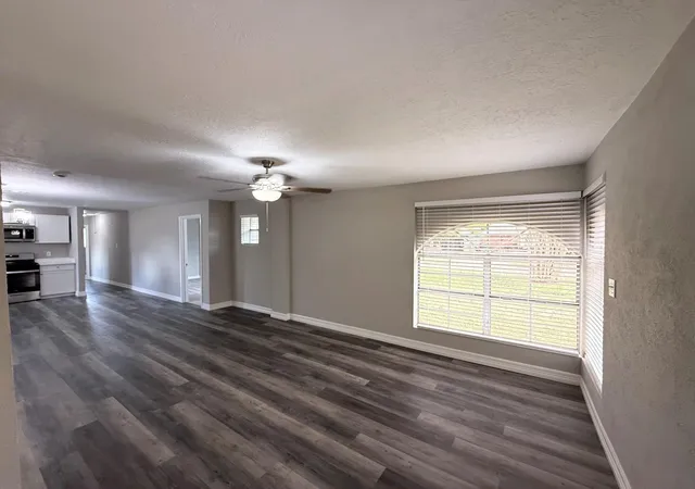 Photo 2 of Sale Pending at 6431 Harcourt Dr, Houston, TX 77016 | MLS# 4012954 | Listing updated on 2026-09-15