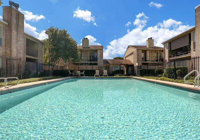 18th image of 700 Thicket Ln #1004, Houston, TX 77079 | MLS# 90149300