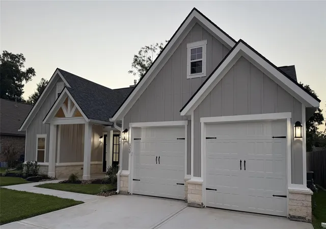3rd image of 320 Wood Haven Dr, West Columbia, TX 77486 | MLS# 76107906