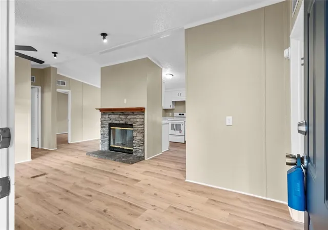 5th image of 12902 Indian Ridge Dr, Old River Winfree, TX 77535 | MLS# 36205700