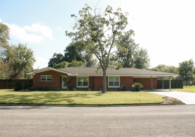 1st image of 1201 Carey Dr, Sweeny, TX 77480 | MLS# 21380397