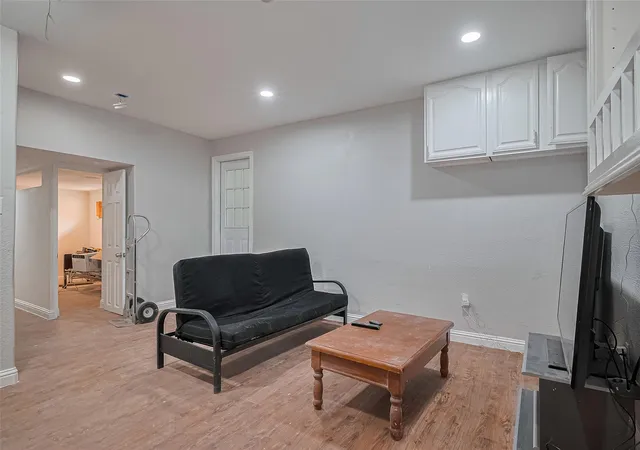 Photo 3 of Single family home for sale at 7618 Del Glen Ln, Houston, TX 77072 | MLS# 46129166 | Listing updated on 2026-08-28