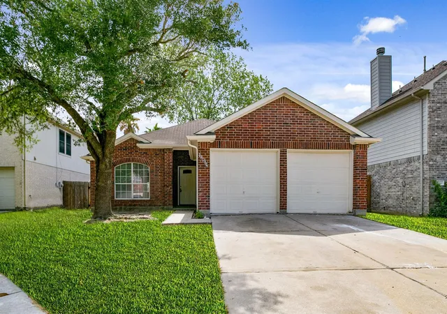 Photo 1 of Single family home for sale at 12014 Raven View Dr, Houston, TX 77067 | MLS# 81378349 | Listing updated on 2026-08-26