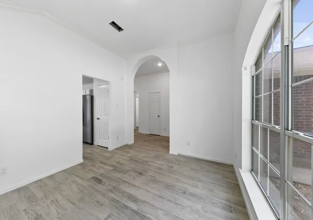 Photo 3 of Single family home for sale at 12014 Raven View Dr, Houston, TX 77067 | MLS# 81378349 | Listing updated on 2026-08-26