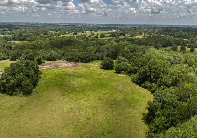 2nd image of 20 Ridgewood Lane, Brenham, TX 77833 | MLS# 19777156
