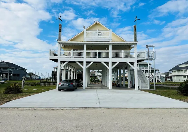 Photo 1 of Single family home for sale at 2599 Breaker Dr, Port Bolivar, TX 77650 | MLS# 10346876 | Listing updated on 2026-08-19