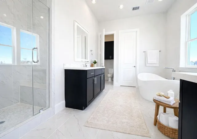 5th image of 11061 Chatterton Dr, Houston, TX 77043 | MLS# 84233588
