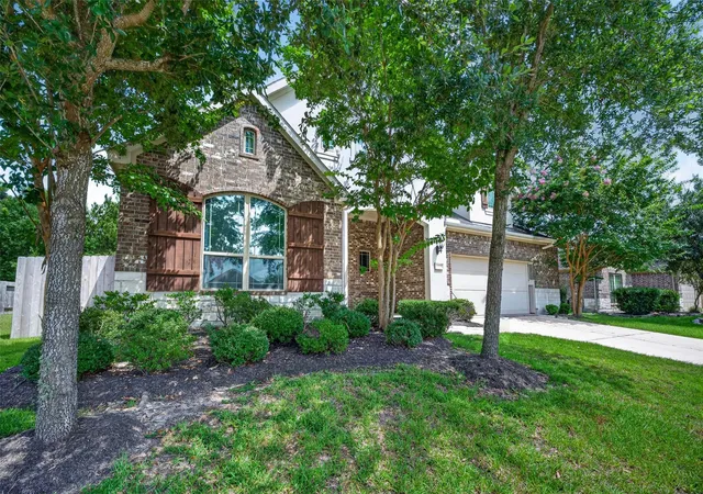 Photo 1 of Single family home for sale at 13326 Lake Chesdin Rd, Houston, TX 77044 | MLS# 70766046 | Listing updated on 2026-08-01