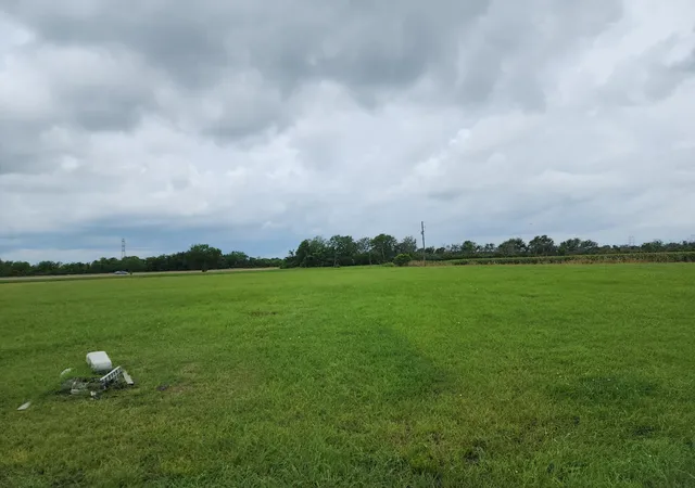 Photo 2 of Land for sale at 27803 Gulf Landing Ct, Rosharon, TX 77583 | MLS# 60832340 | Listing updated on 2026-07-16
