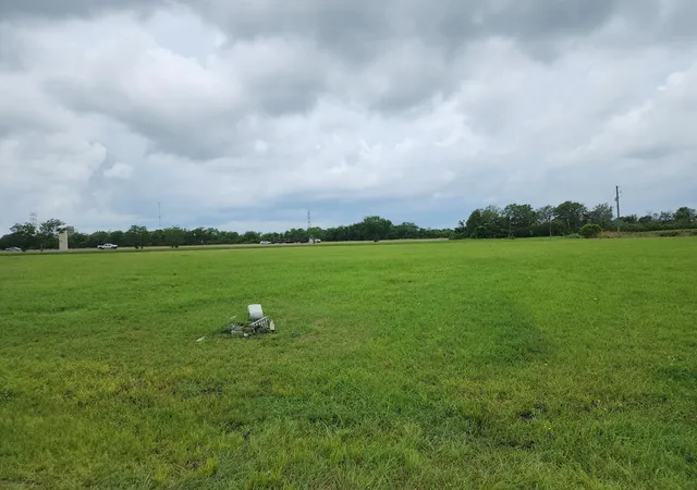 Photo 2 of Land for sale at 27803 Gulf Landing Ct, Rosharon, TX 77583 | MLS# 60832340 | Listing updated on 2026-07-16