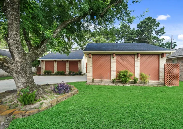1st image of 21503 Bridgepoint Ln, Spring, TX 77388 | MLS# 81678767