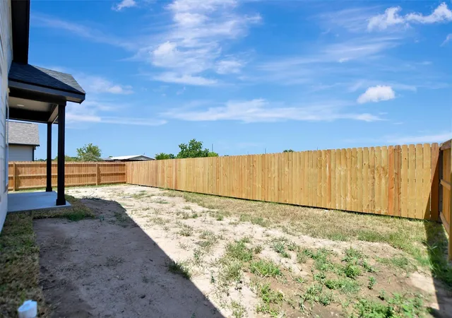Photo 22 of Single family home for sale at 210 Kyle St, Madisonville, TX 77864 | MLS# 31865081 | Listing updated on 2026-08-25