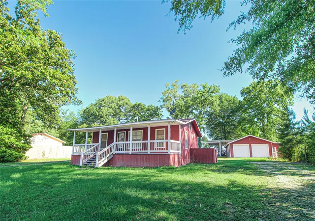 1st image of 347 E Highland Dr, Livingston, TX 77351 | MLS# 57779744