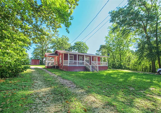 3rd image of 347 E Highland Dr, Livingston, TX 77351 | MLS# 57779744