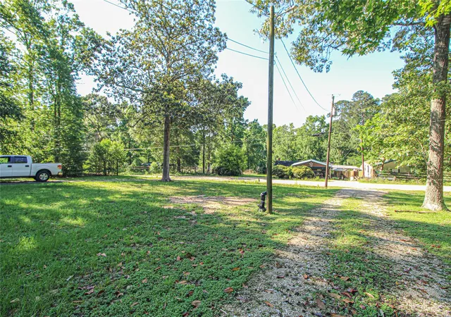 5th image of 347 E Highland Dr, Livingston, TX 77351 | MLS# 57779744