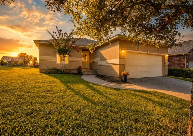 1st image of 106 Harbour Town Wy, Montgomery, TX 77356 | MLS# 88503934