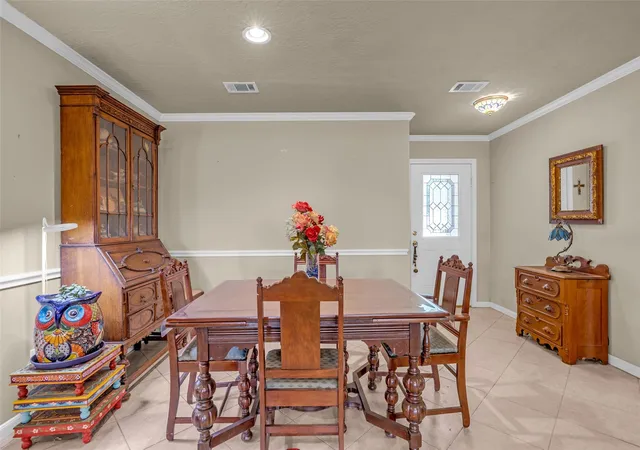 2nd image of 106 Harbour Town Wy, Montgomery, TX 77356 | MLS# 88503934