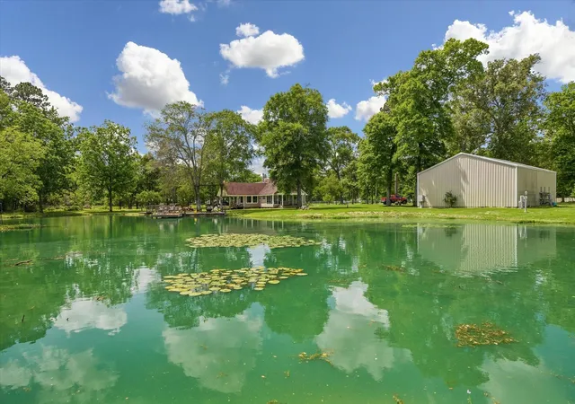 4th image of 736 County Road 3372, Cleveland, TX 77327 | MLS# 82391558