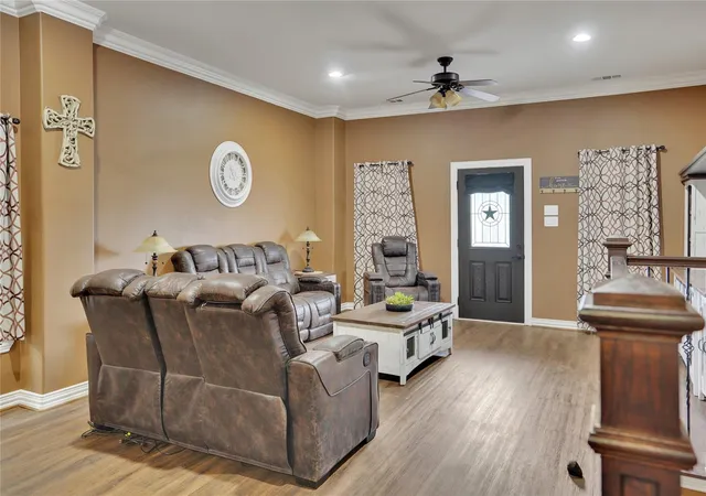 Photo 2 of Single family home for sale at 5118 Ave M, Galveston, TX 77551 | MLS# 74386244 | Listing updated on 2026-06-10