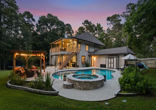 1st image of 39 Creek Forest Ln, Conroe, TX 77384 | MLS# 85260060