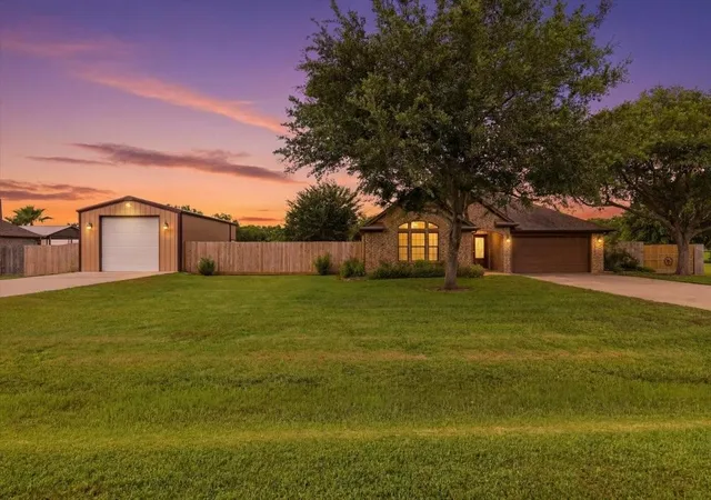 1st image of 16210 Bluebird St, Santa Fe, TX 77517 | MLS# 25470659
