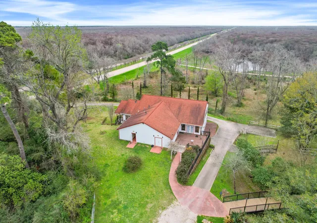 Photo 2 of Land for sale at 800 E Highway 90, Dayton, TX 77535 | MLS# 21264371 | Listing updated on 2026-05-25